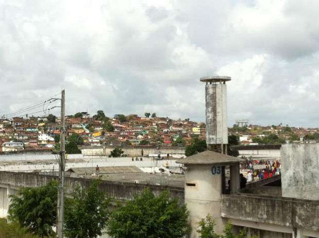 Segundo o governo, a situação está sob controle. e a força policial só será empregada em último caso