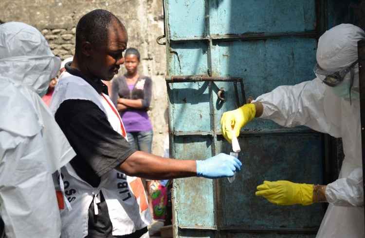 FMI perdoa dívida de US$ 100 milhões de países afetados pelo Ebola