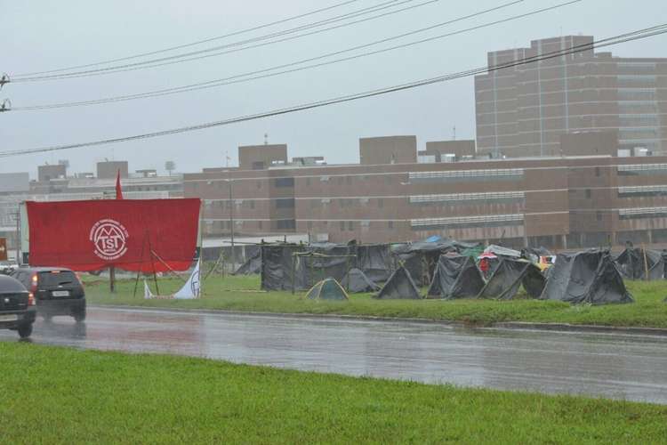 Além da ocupação em Taguatinga, há aglomerações no Recanto das Emas, em Planaltina e em Brazlândia. Coordenação do MTST calcula mais de 1,5 mil famílias