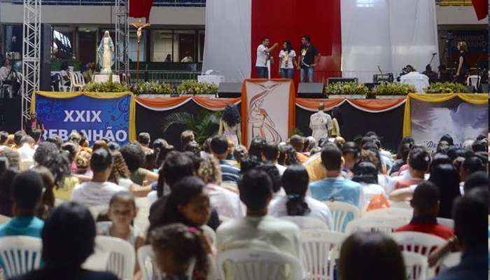 Nos três dias do carnaval católico, 30 mil pessoas devem passar pelo evento