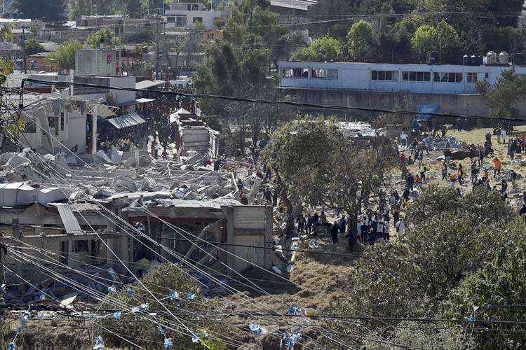 Em 29 de janeiro, a maternidade Cuajimalpa foi reduzida a uma montanha de escombros após a explosão, que deixou cinco mortos e mais de 70 feridos