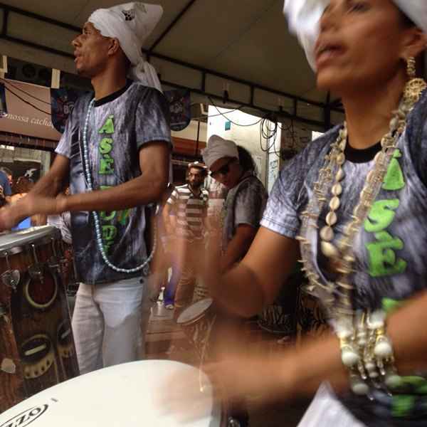 No último dia de carnaval, foliões poderão curtir os tradicionais Pacotão, Baratona e Raparigueiros, além de estreantes na programação de Brasília, como o Calango Careta, na Asa Norte