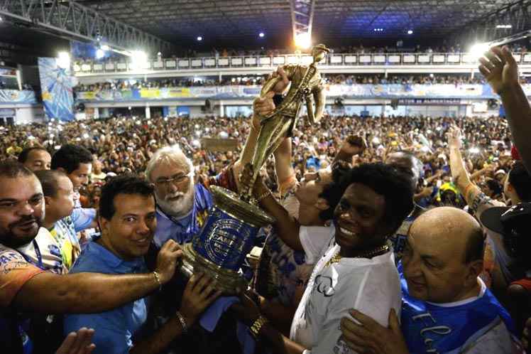 A vencedora do carnaval do Rio, deste ano, a Beija-Flor, recebeu cerca de R$10 milhões para desfilar com uma referência à Guiné Equatorial