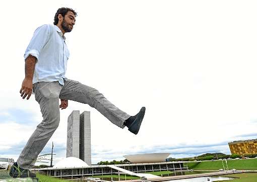 Paulo participará da manifestação de amanhã em Brasília: insatisfação com o atual momento político do país