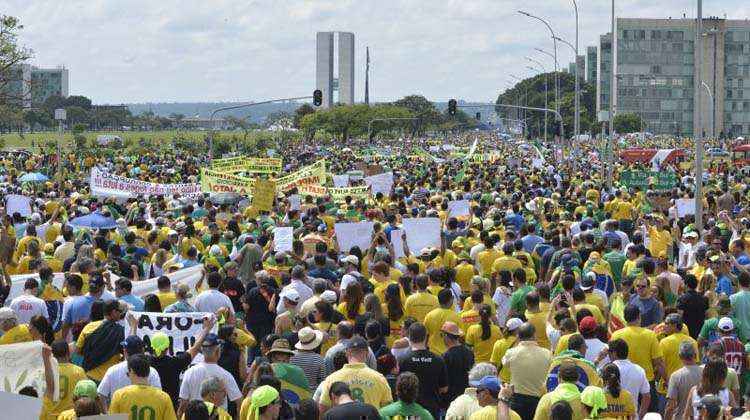 Em Brasília, 50 mil pessoas foram às ruas, segundo a PM