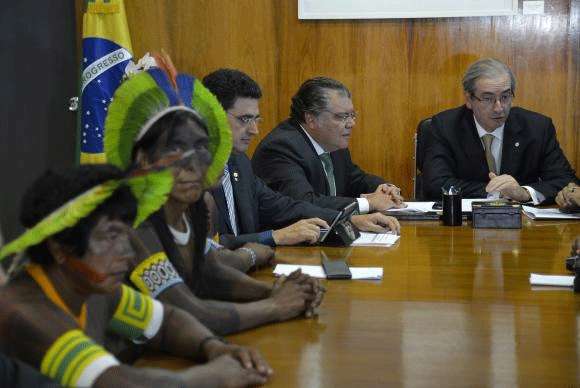 Em fevereiro, o presidente da Câmara dos Deputados, Eduardo Cunha (PMDB-RJ), recebeu lideranças kayapós, das terras indígenas Baú e Mekragnotire, no Pará