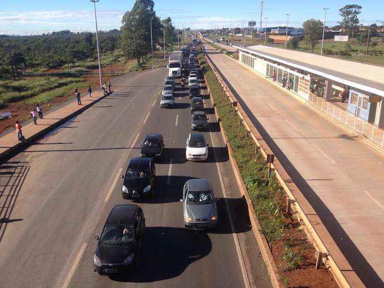 Congestionamento na Epia Sul após protestos