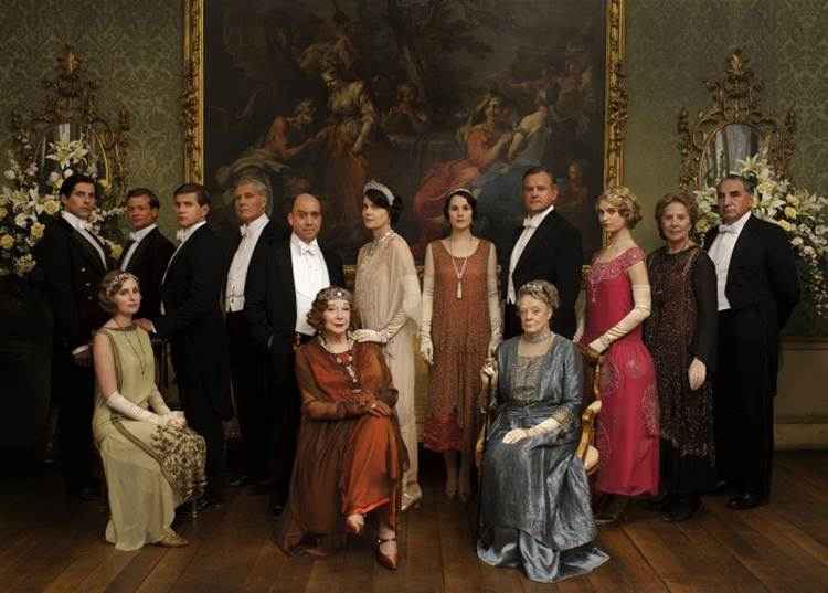 O programa, que retrata a vida da família aristocrática Crawley e seus funcionários, foi a de maior audiência no Reino Unido nos últimos anos com uma média de 11 milhões de telespectadores por episódio