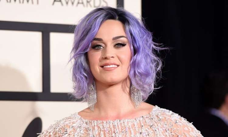 Katy Perry se apresenta em 27 de setembro