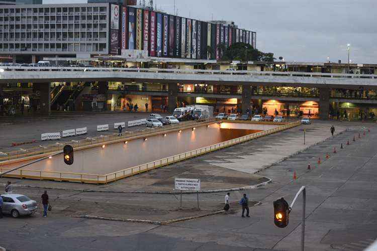 A rodoviária ficou vazia por algumas horas no começo da manhã