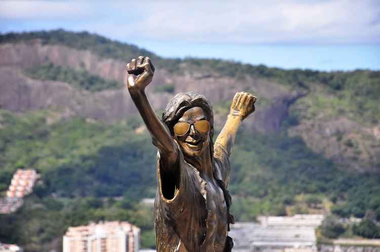 Estátua é um dos principais pontos turísticos da comunidade