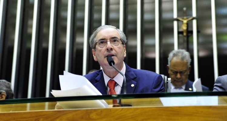 Eduardo Cunha questionou se a Presidência da República irá também adotar a pauta do PT e a da Central Única dos Trabalhadores (CUT) na votação do ajuste fiscal