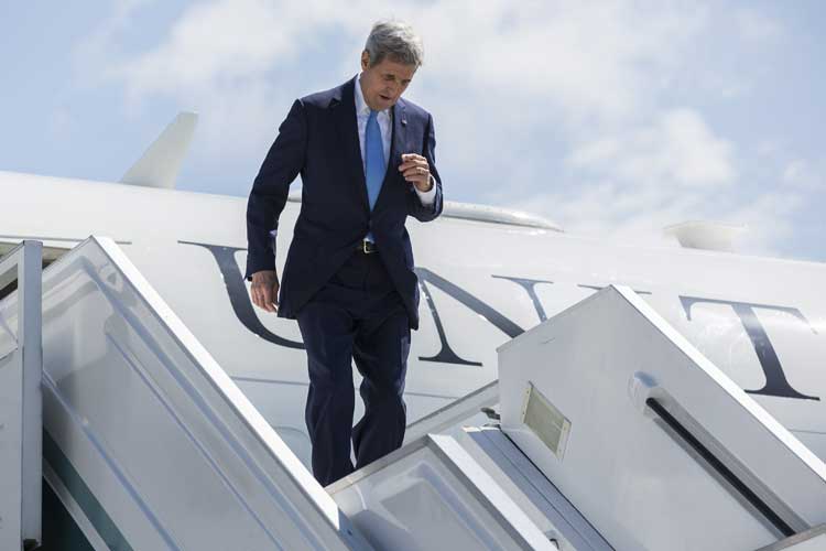 Secretário de Estado dos EUA, John Kerry chega em Sochi