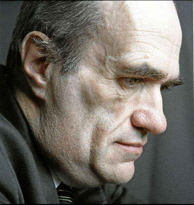 Colm Tóibín fala do luto em Nora Webster