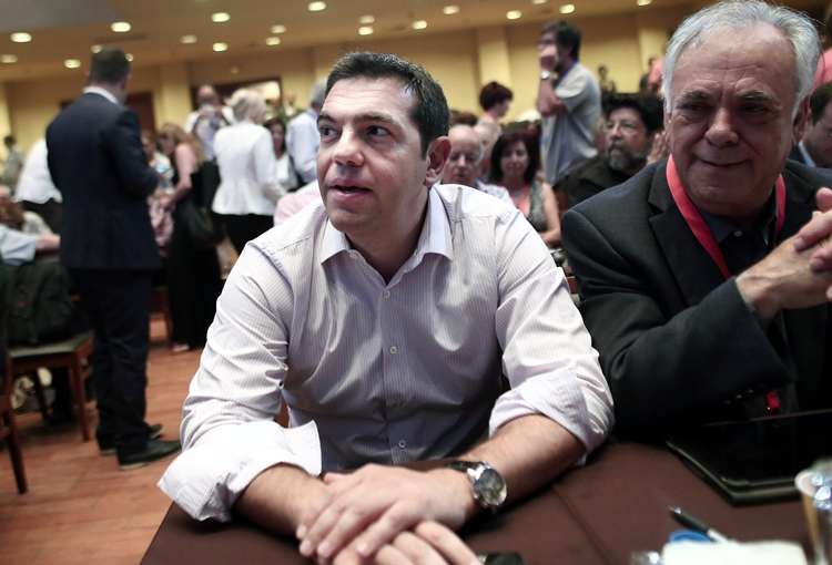 Tsipras tem sido alvo de muitas críticas de boa parte de seu partido, após fechar um acordo preliminar com os credores neste mês