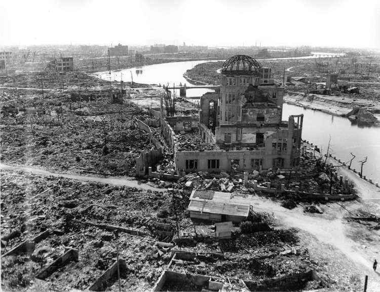 Cidade de Hiroshima destruída após ataque