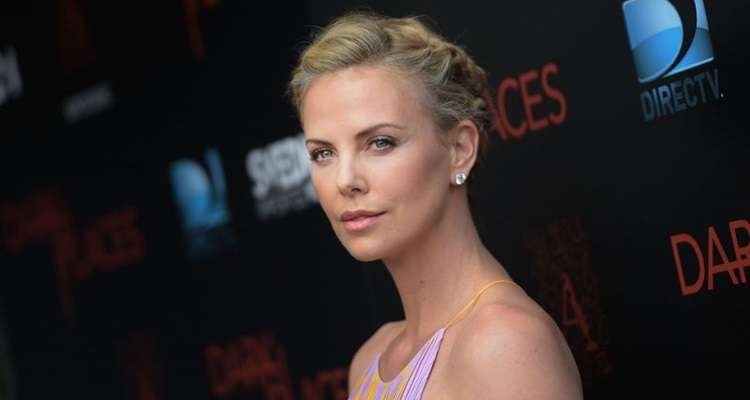 Nascida na África e ganhadora de um Oscar e um Globo de ouro como melhor atriz, Charlize comemora hoje 40 anos de idade