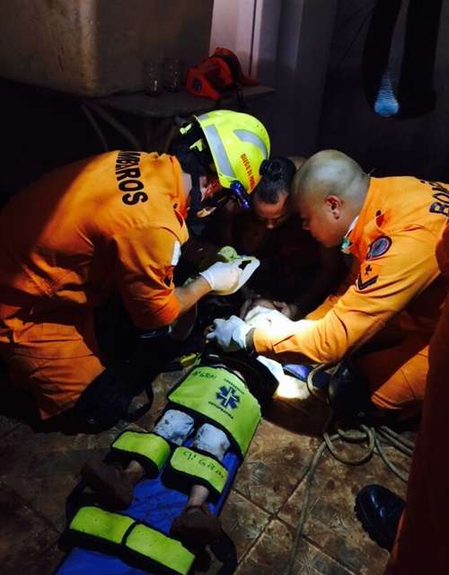 Criança caiu em buraco de 4 metros