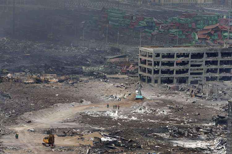 Explosões devastaram zona industrial de Tianjin