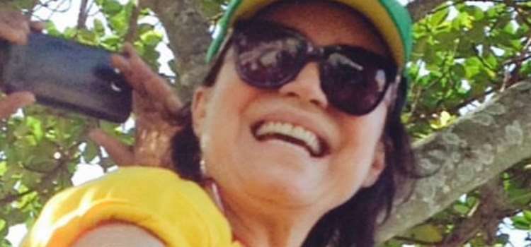 Regina Duarte usou hashtags #Brasil e #vemprarua na legenda de suas fotos