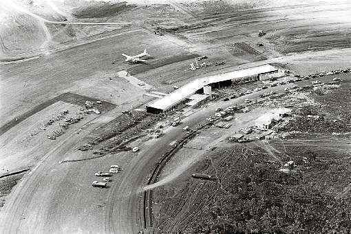 A foto de Mário Fontenelle da construção do Aeroporto de Brasília, nos anos 1950, está na exposição em cartaz a partir de hoje no Gilberto Salomão