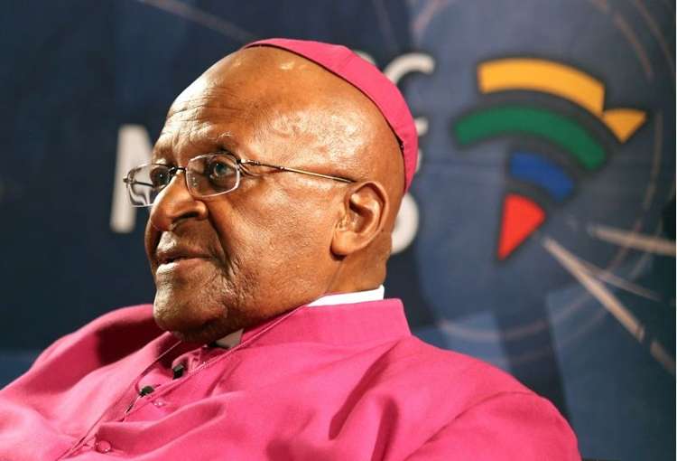 Desmond Tutu, figura da luta contra o apartheid e consciência moral da África do Sul, sempre permaneceu na cena pública