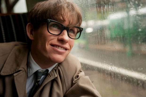 Eddie Redmayne levou o Oscar de Melhor Ator no papel de Stephen Hawking em A teoria de tudo