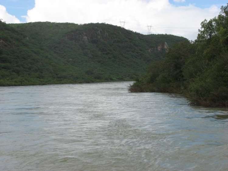 Rio São Francisco no trecho de Canindé (SE)