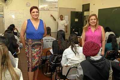 Ana Maria Gusmão e Danielle Galvarros estão à frente do CEM Setor Oeste, escola pública com um dos melhores desempenhos no Enem 2014