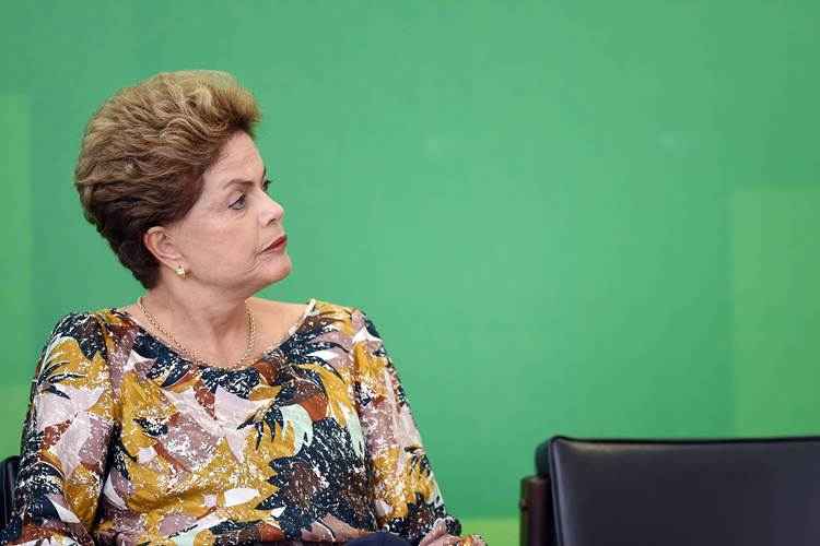 Na razão do veto, o governo lembra que o STF determinou, inclusive, que a execução dessa decisão se aplique a partir das eleições de 2016