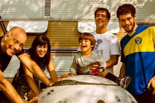 Pequeno Cidadão: banda formada por Taciana  Barros e Edgar Scandurra compõe com os filhos dos músicos e valoriza o universo infantil