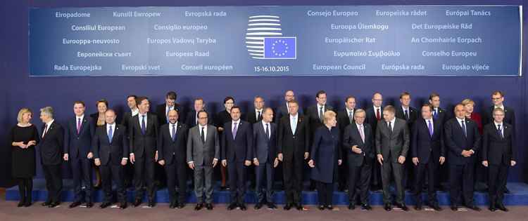 Líderes europeus em foto oficial da reunião