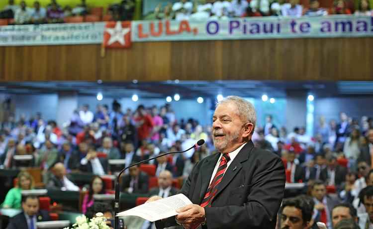 O ex-presidente também voltou a dizer que o País vive um momento de 