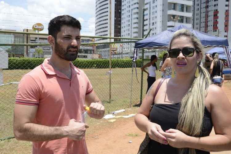 Sídio e a amiga Débora perderam a prova por cinco minutos