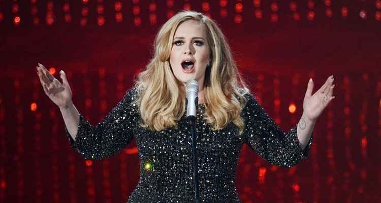 Após quatro anos, Adele finalmente lançará um novo álbum