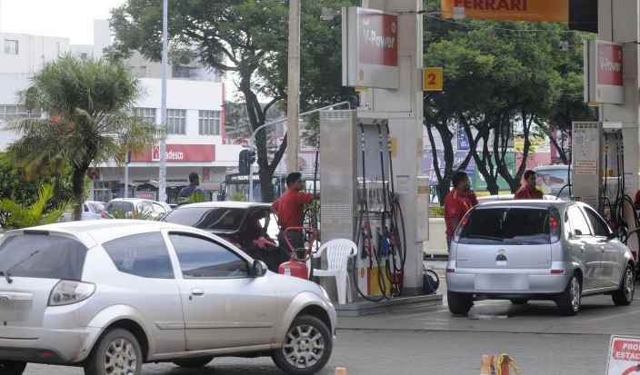 Parte dos distritais defende que a matéria seja apreciada em 2016