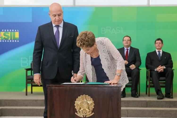 Durante a solenidade, Dilma disse o que esperava do trabalho dos ministros empossados quanto a ampliação de investimentos e empregos, redução de igualdades sociais e garantias de desenvolvimento