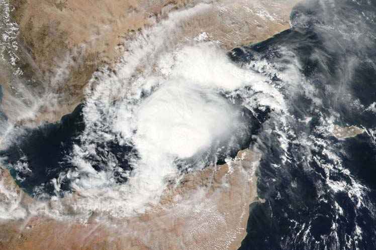 Foto de um satélite da Nasa, tirada em novembro de 2015, mostra o ciclone tropical Megh no Golfo de Aden, no Oceano Índico, próximo à Somália