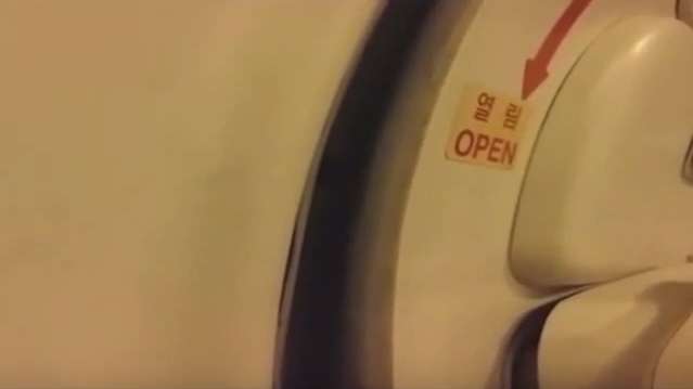 Vídeo: aeronave voa 30 minutos com porta semi-aberta na Coreia do Sul