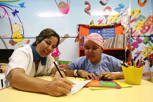 Primeira escola montada dentro de uma unidade de saúde, a classe Semear, teve 26 alunos em 2015 e continua o trabalho em 2016