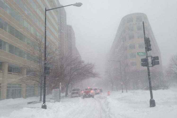 A altura da neve chegou a 91 metros