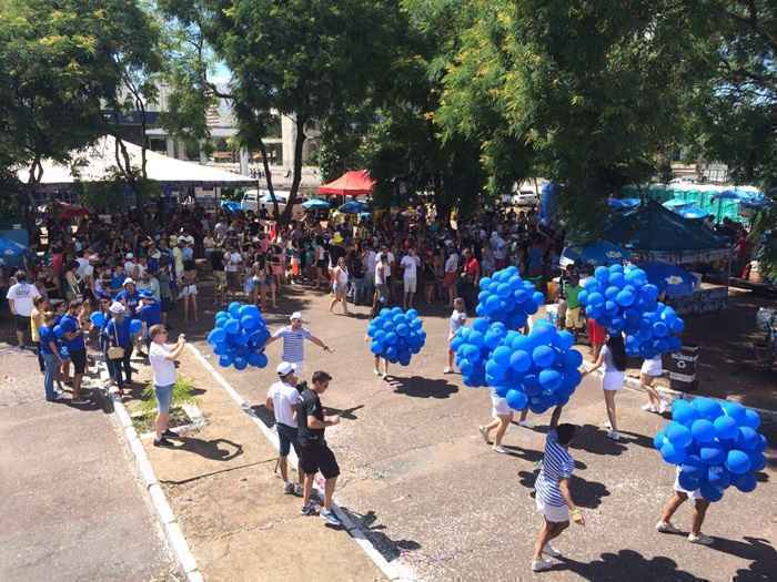 O carnaval começou! Blocos de rua animam a tarde de sábado no DF