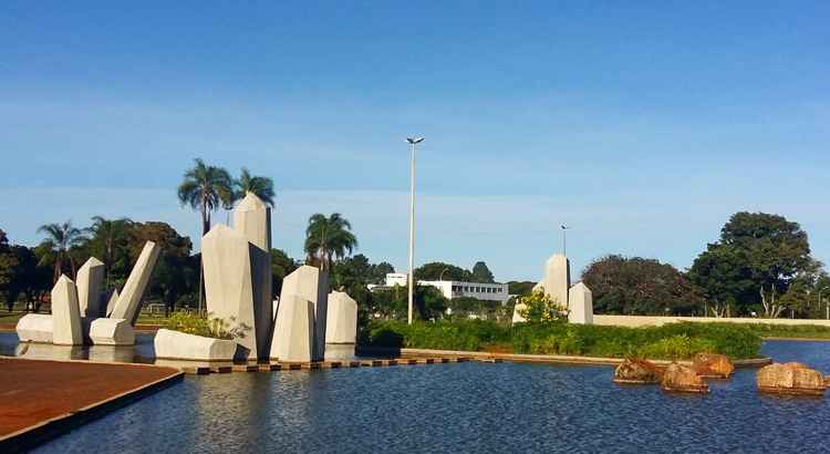 A temperatura máxima, nas horas mais quentes do dia, ficará em 29°C