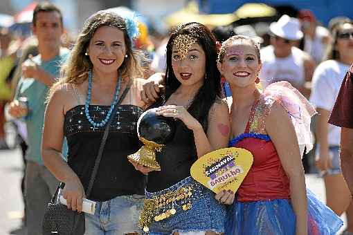 As amigas Marília, Priscilla e Débora se sentiram respeitadas no Babydoll