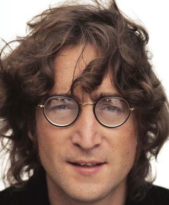 Mecha de cabelo de John Lennon é leiloada por US$ 35 mil