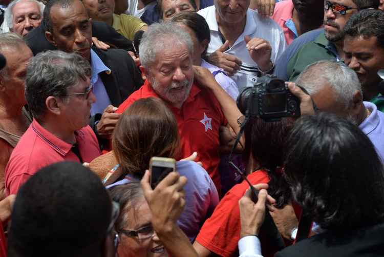 Houve muita confusão e também gritos de guerra em defesa de Lula e contra a imprensa