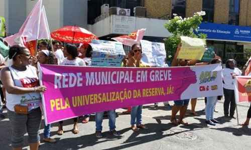 Os professores de Salvador farão nova assembleia amanhã para decidir sobre a continuidade da greve