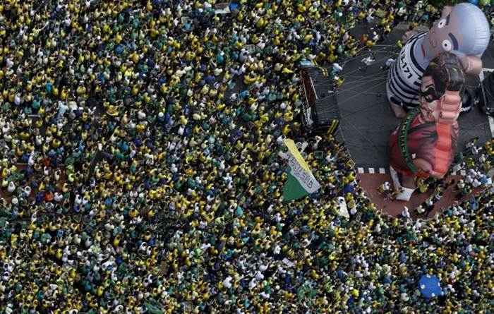 Organizadores do evento falam em 2 milhões de pessoas, mas ainda não há estimativa oficial da Polícia Militar