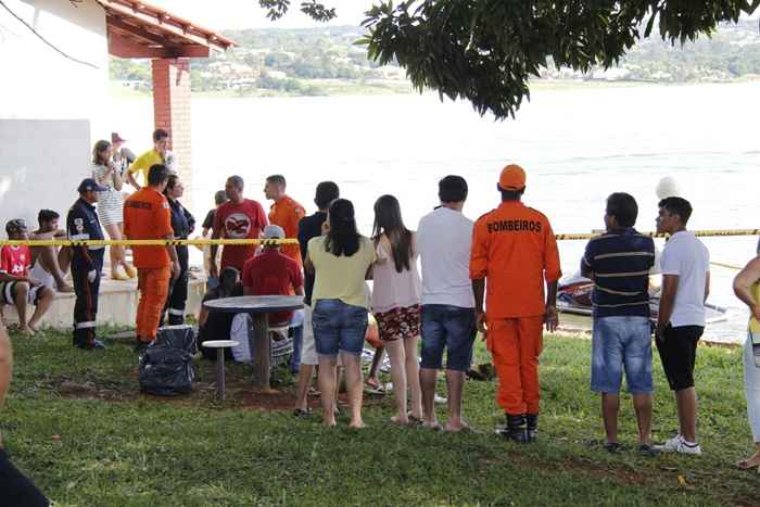 Edivaldo do Nascimento nadava na companhia de dois amigos, quando não conseguiu retornar para a margem do lago