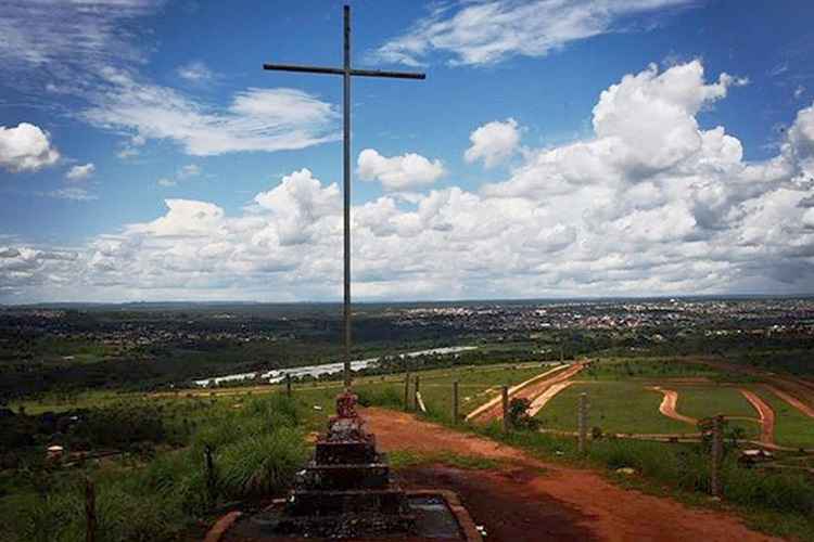 A Paróquia São Sebastião, de Planaltina, pediu a reintegração de posse e o juiz da Vara Cível da região determinou a retirada dos piquetes